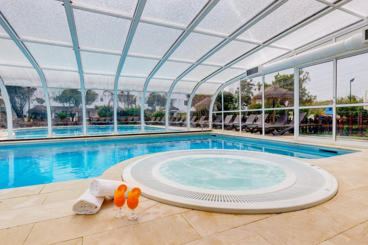 Deluxe Apartment With Private Pool - Duna Parque Resorts & Hotels วิลานอวา ดิ มิลฟงติส ภายนอก รูปภาพ